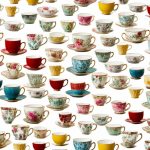 What size teapot is best for a full tea set?